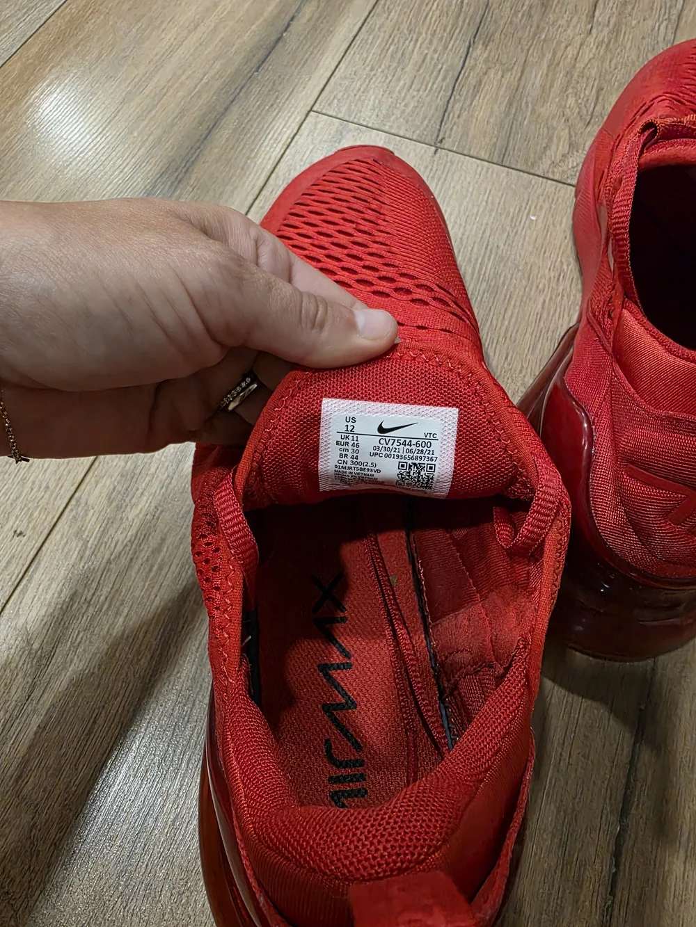 Nike Air Max 270 Triple Red Sneakers